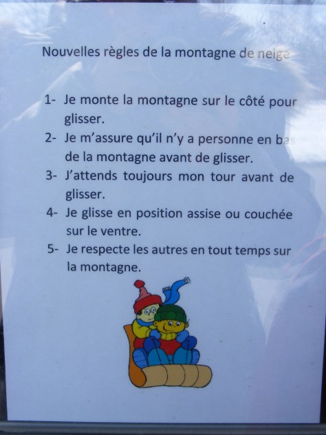 Nouvelles règle de la montagne de neige, école Arc-en-ciel
