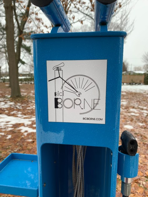 Bici borne bleue
Parc apollo rue principale sainte-monique 